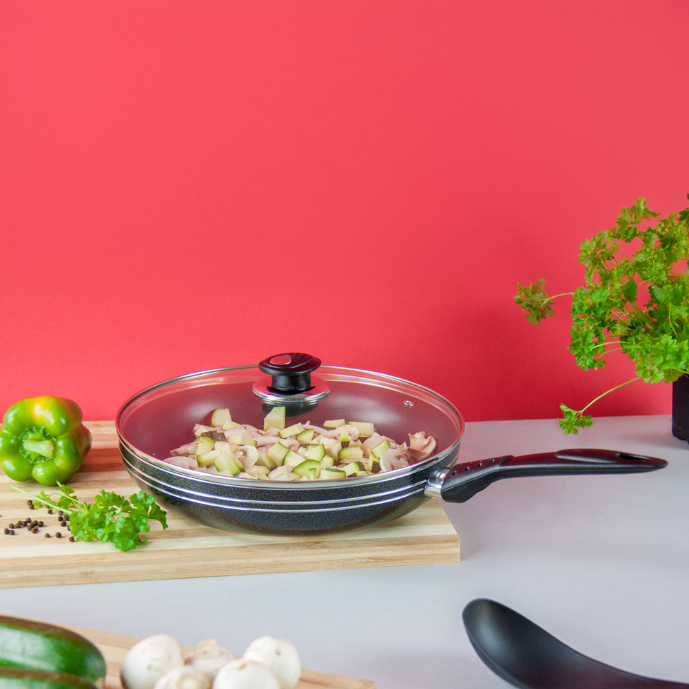 SQ Professional Una Nonstick Frying Pan with Lid 22cm